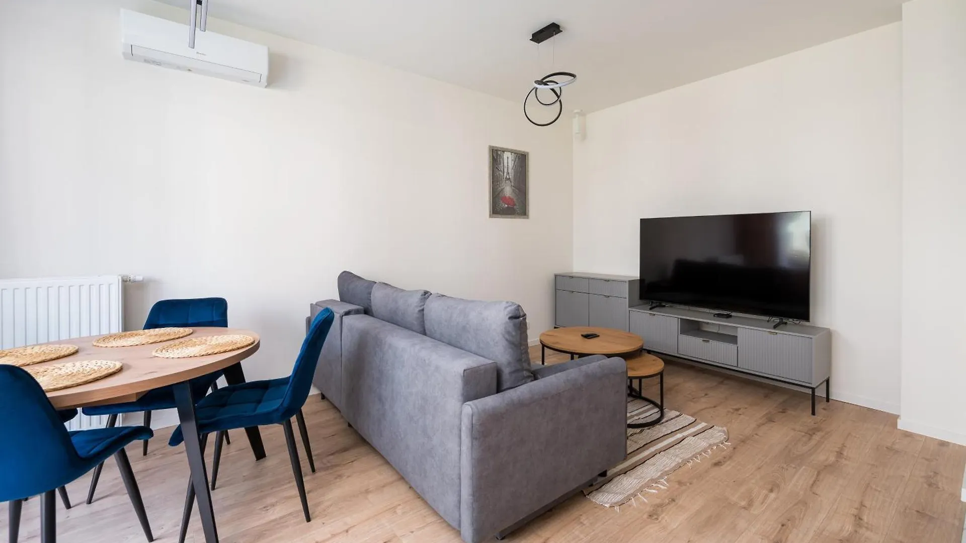 Wilanow Sarmacka Apartment With Garden Warsaw Poland