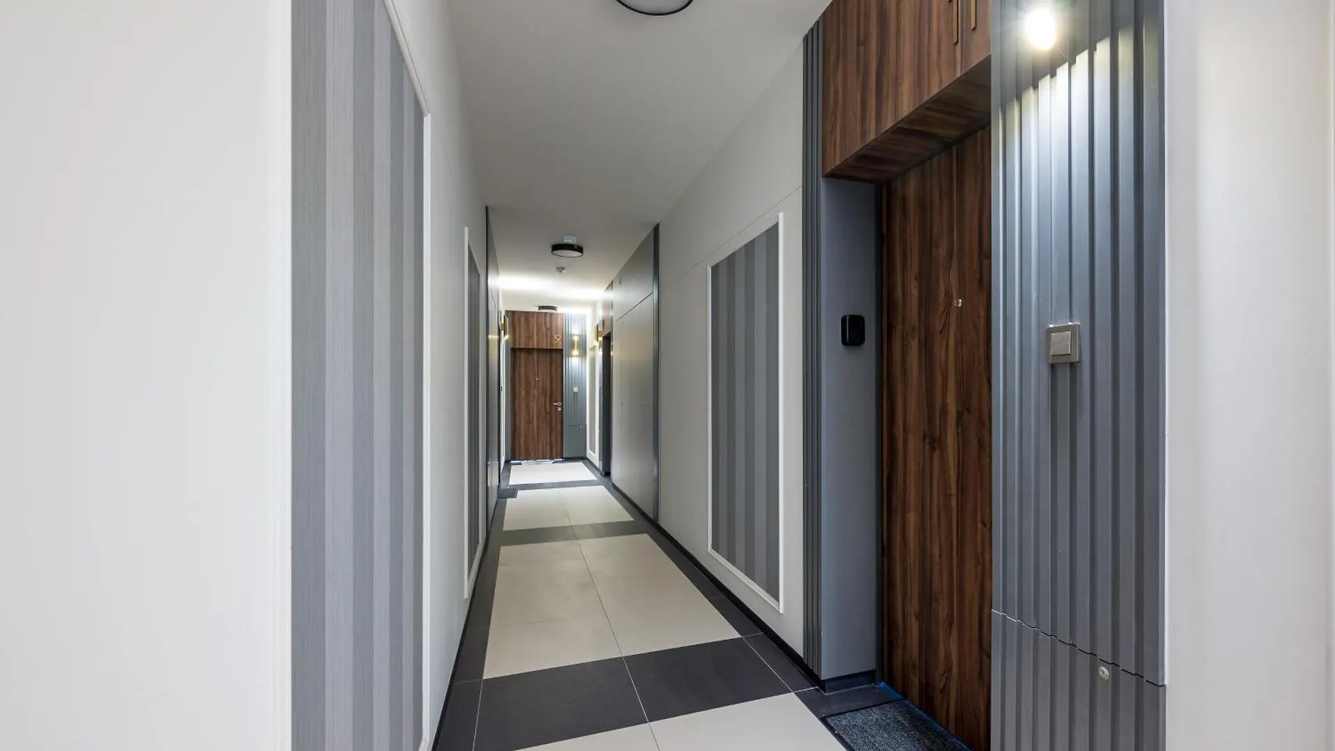 Wilanow Sarmacka Apartment With Garden Warsaw Poland