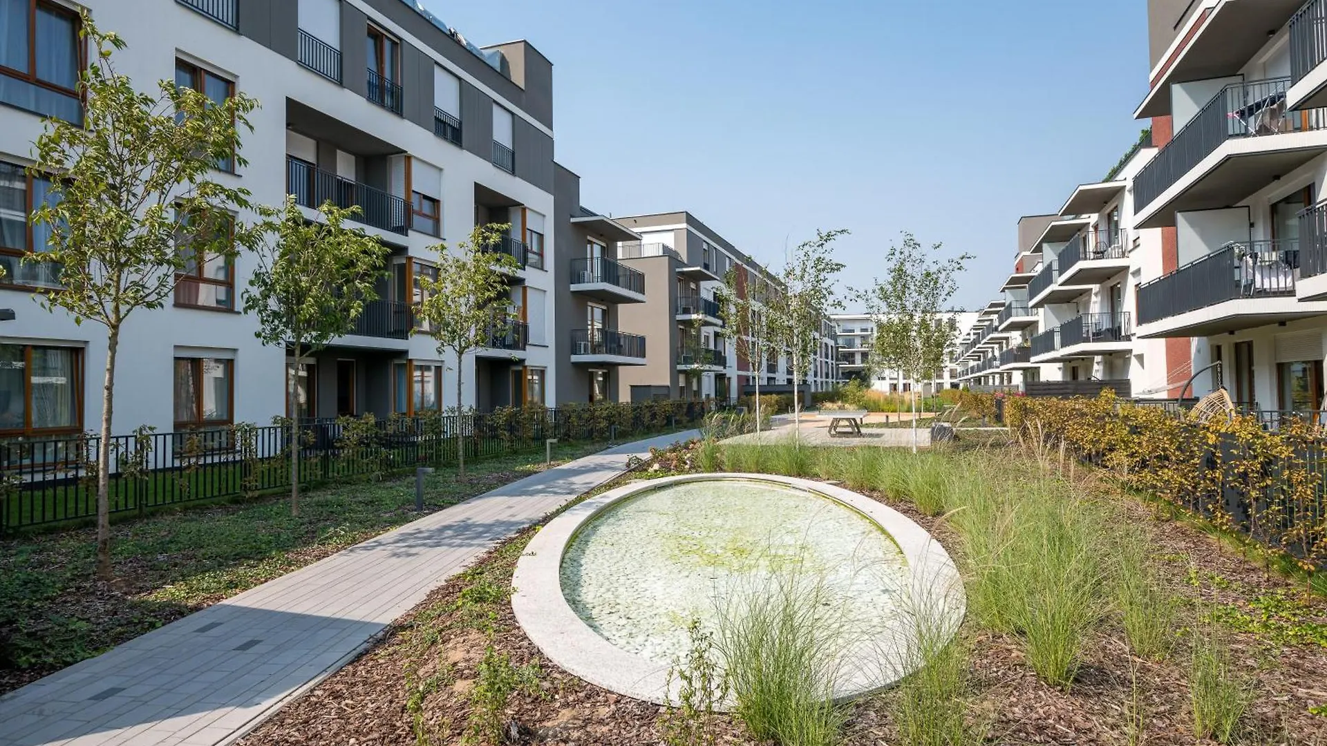 Wilanow Sarmacka Apartment With Garden Warsaw
